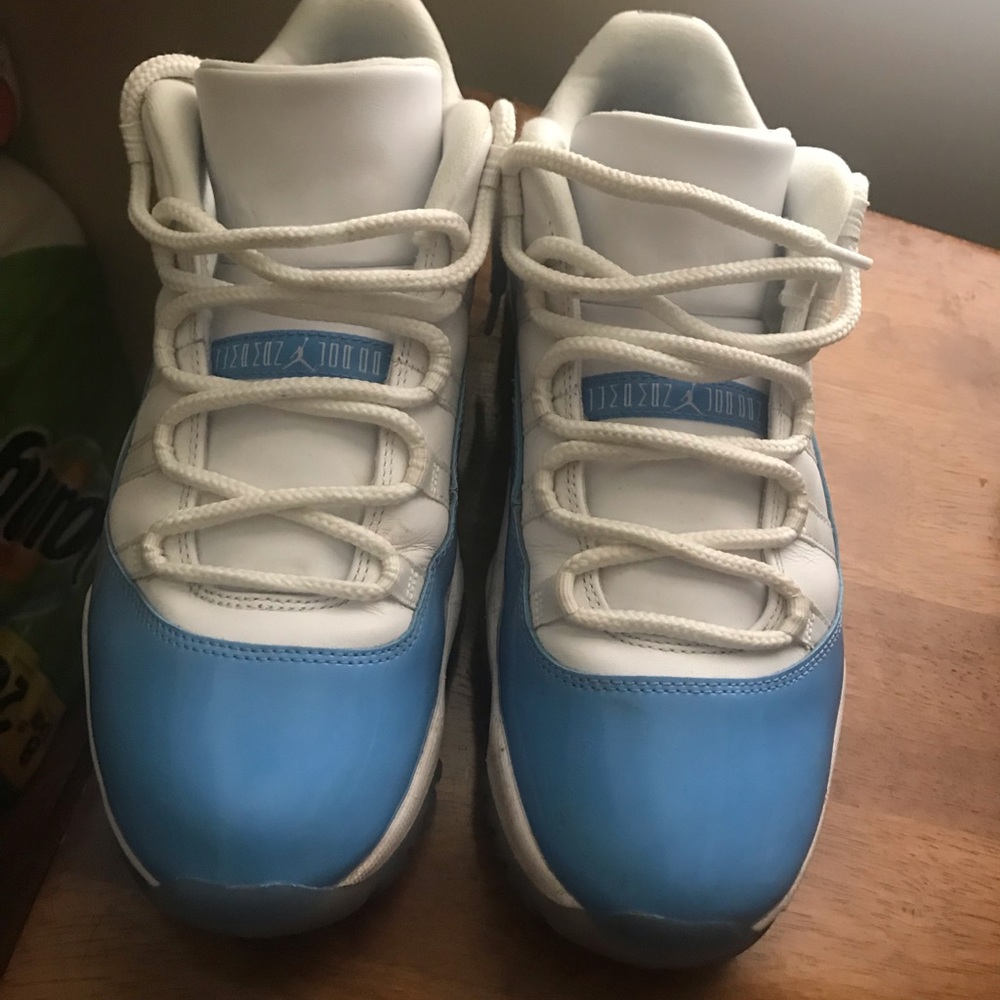 Jordan Retro low 11’s “Varsity Blue”